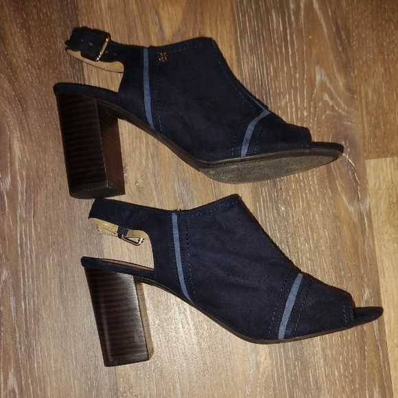 Tommy Hilfiger Blue Slingback Heels Asymmetrical Design - Picture 7 of 7